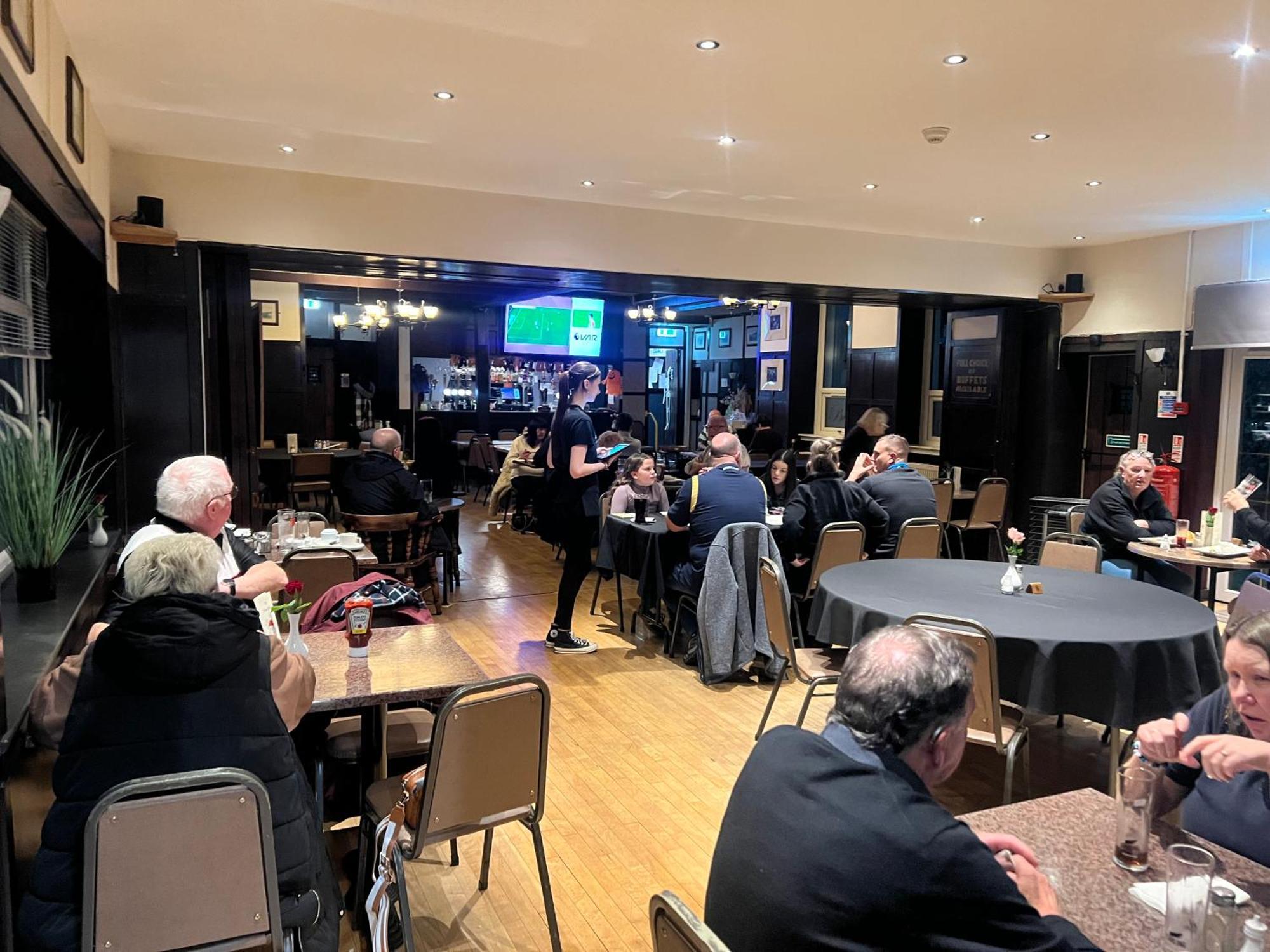 The Elbow Room Kirkcaldy Extérieur photo
