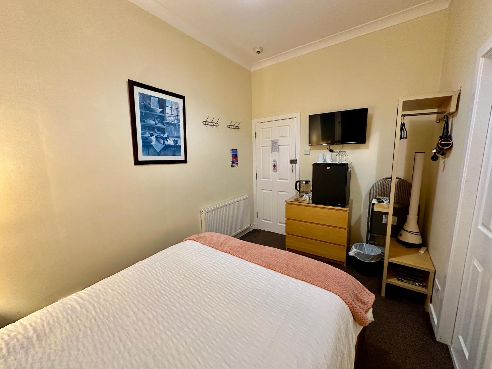 The Elbow Room Kirkcaldy Extérieur photo